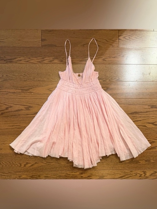 Free People Dresses & Skirts - Free People Light Pink Gauzy Spaghetti Strap Sundress